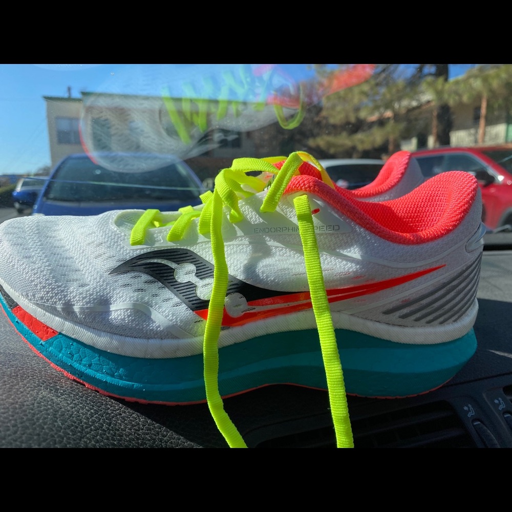 Saucony Endorphin